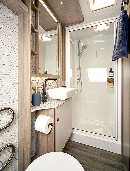 Coachman Acadia Bathroom Features